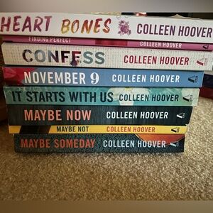 Colleen Hoover Books !!!